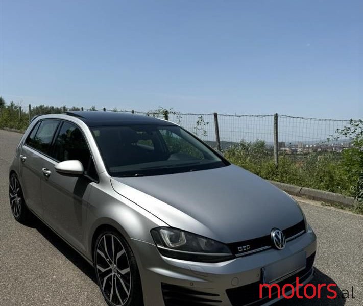 2014' Volkswagen Golf photo #1