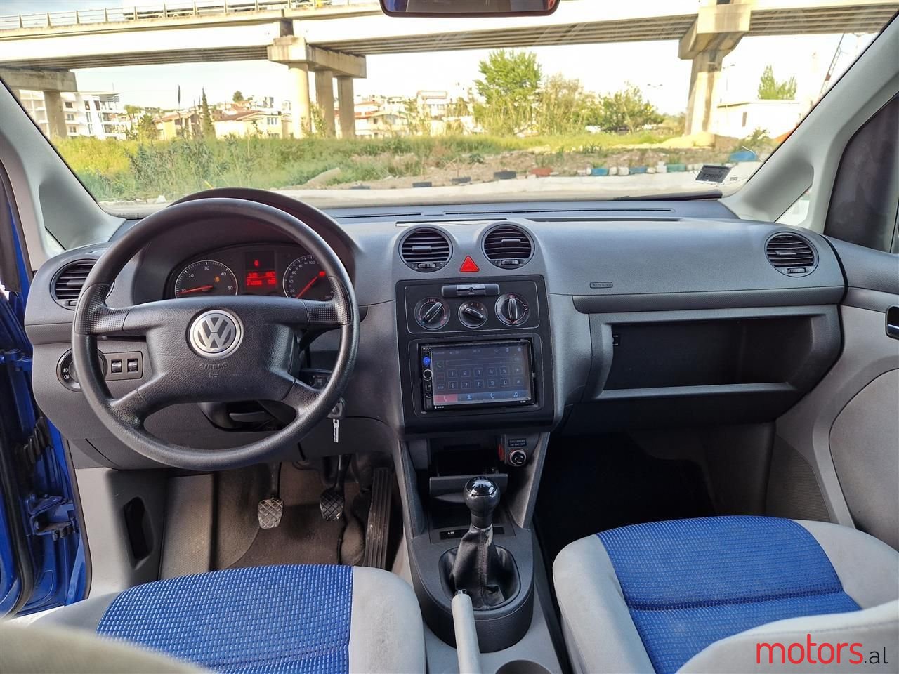 2010' Volkswagen Caddy photo #6