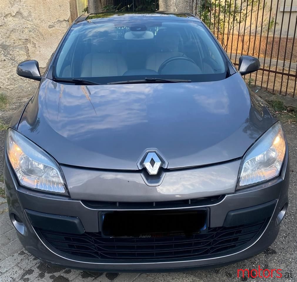 2009' Renault Megane photo #1