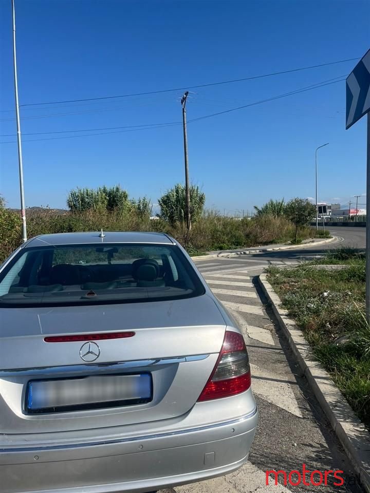 2008' Mercedes-Benz 200 photo #2