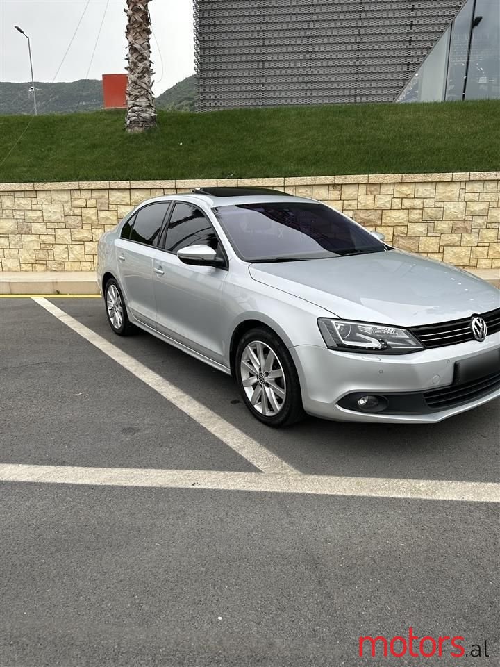 2014' Volkswagen Jetta photo #5