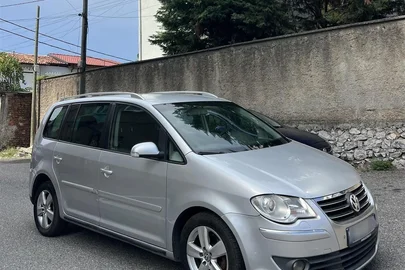 2008' Volkswagen Touran