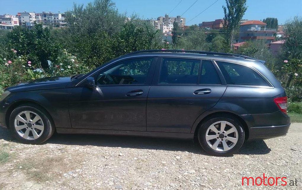 2009' Mercedes-Benz C 220 photo #1