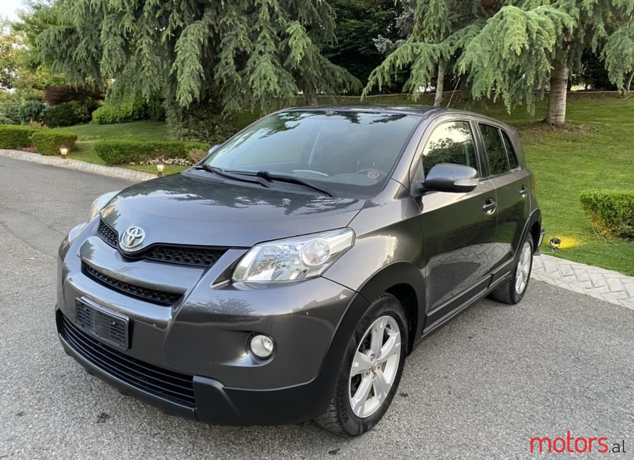 2010' Toyota Urban Cruiser photo #6