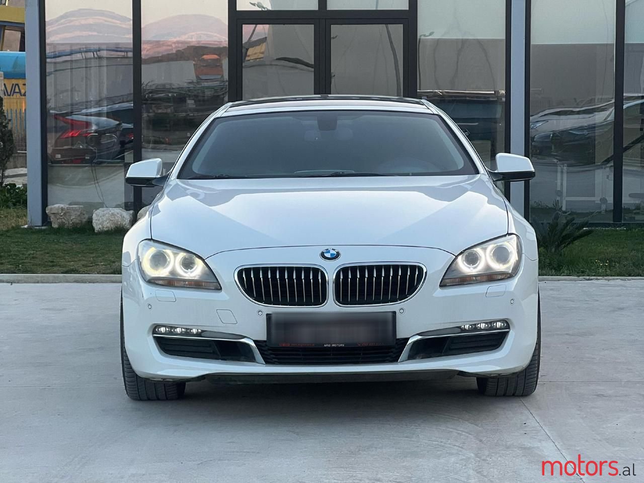 2013' BMW 640 photo #1