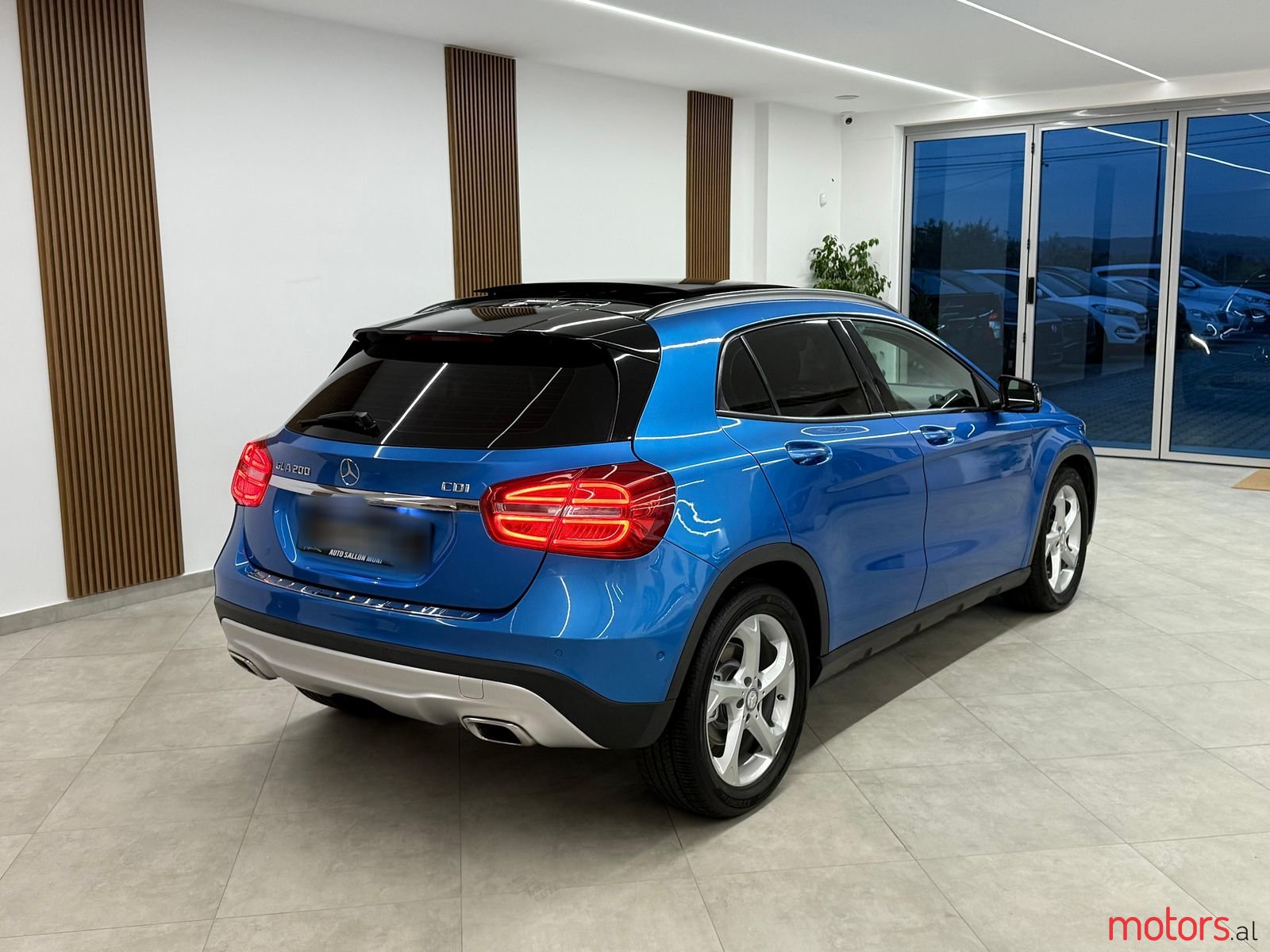 2015' Mercedes-Benz GLA 200 photo #5