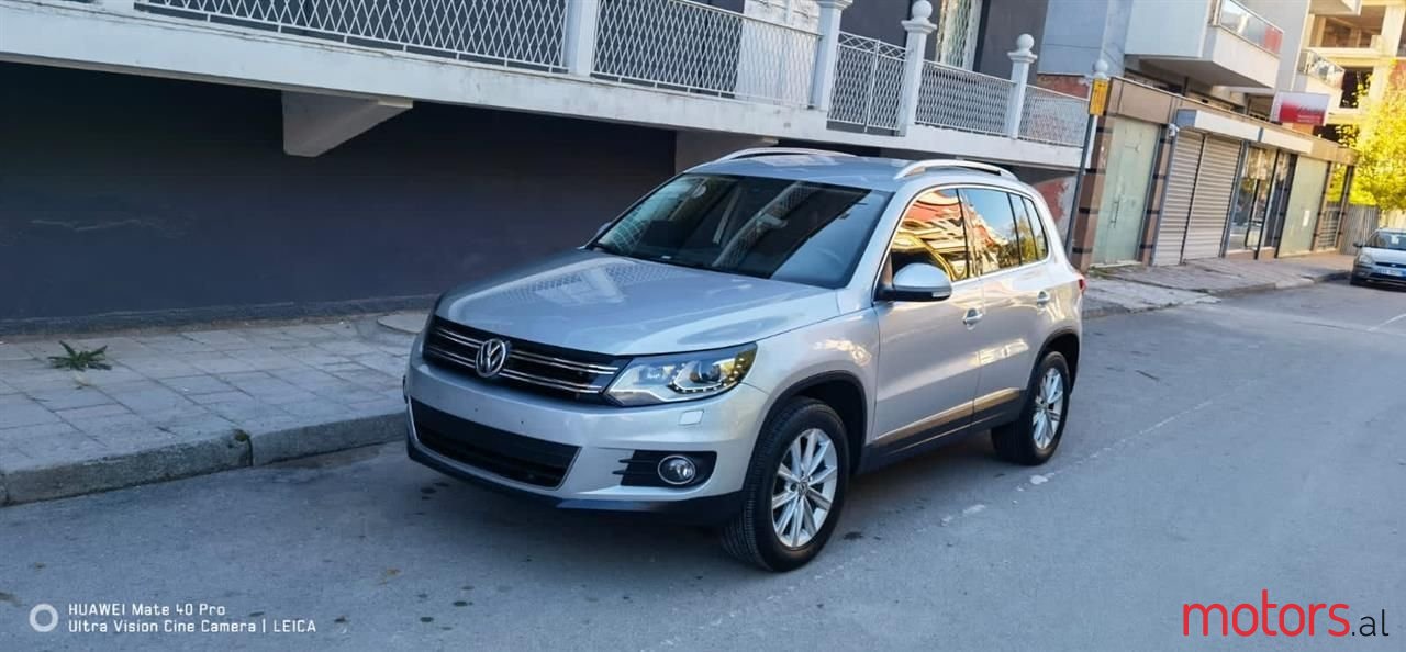2014' Volkswagen Tiguan photo #4
