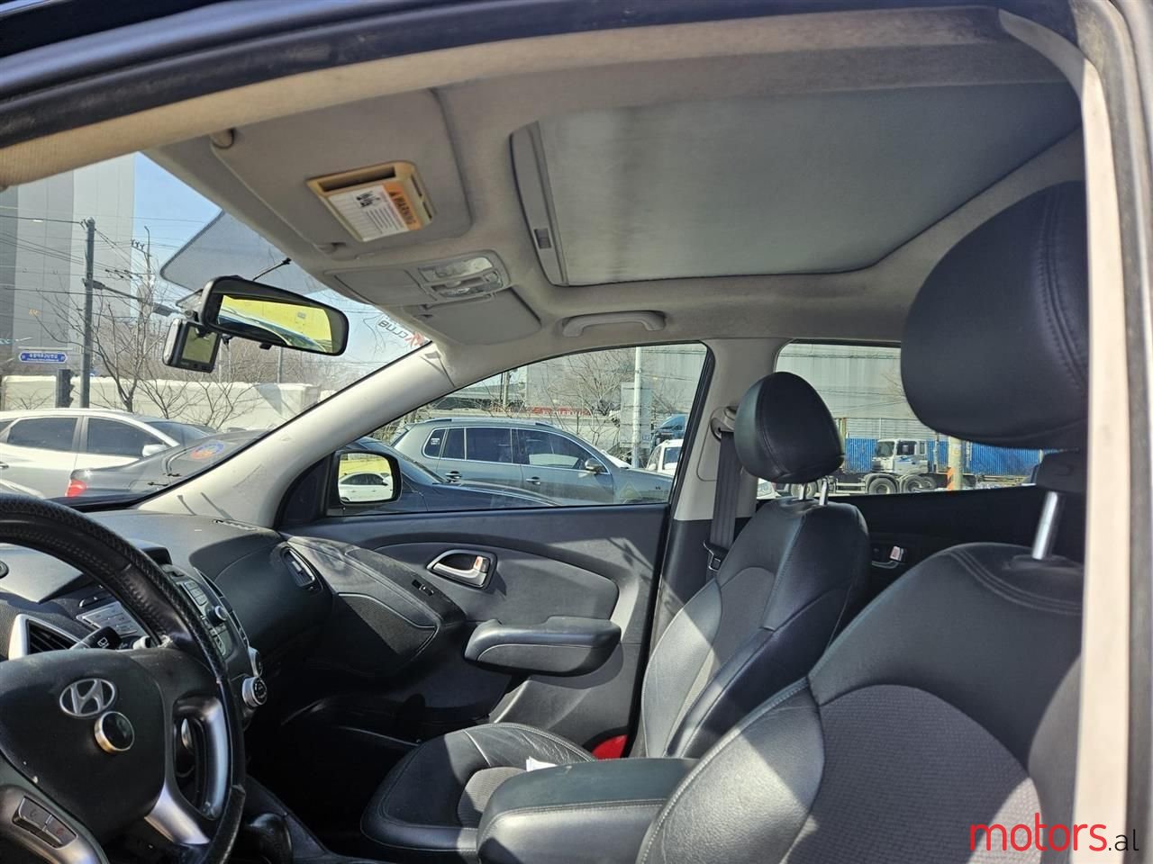 2010' Hyundai Tucson photo #6