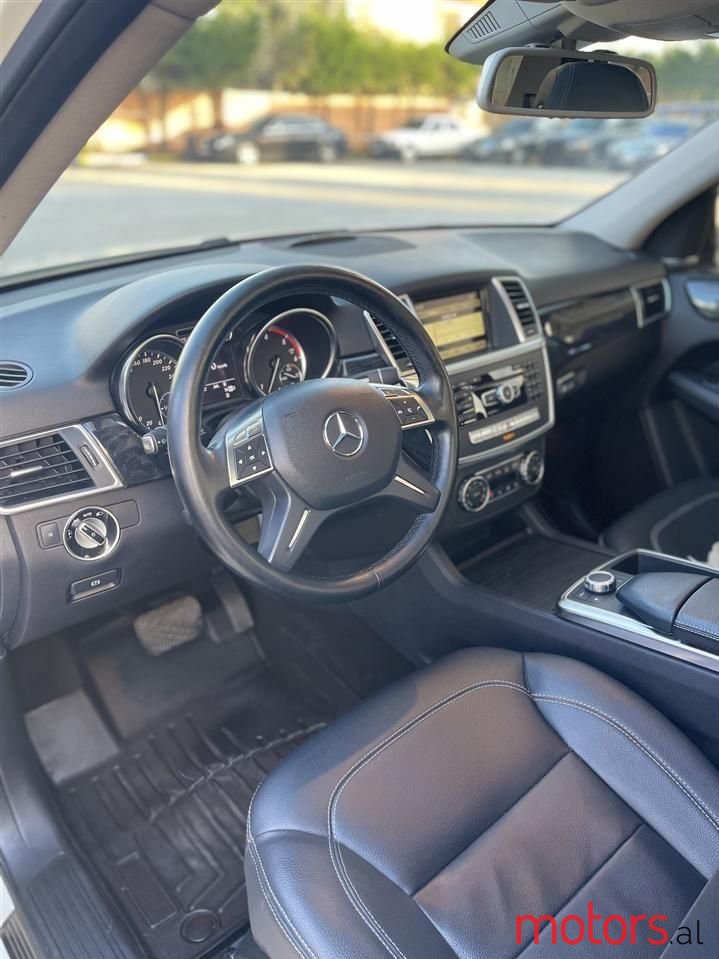 2013' Mercedes-Benz ML 350 photo #2