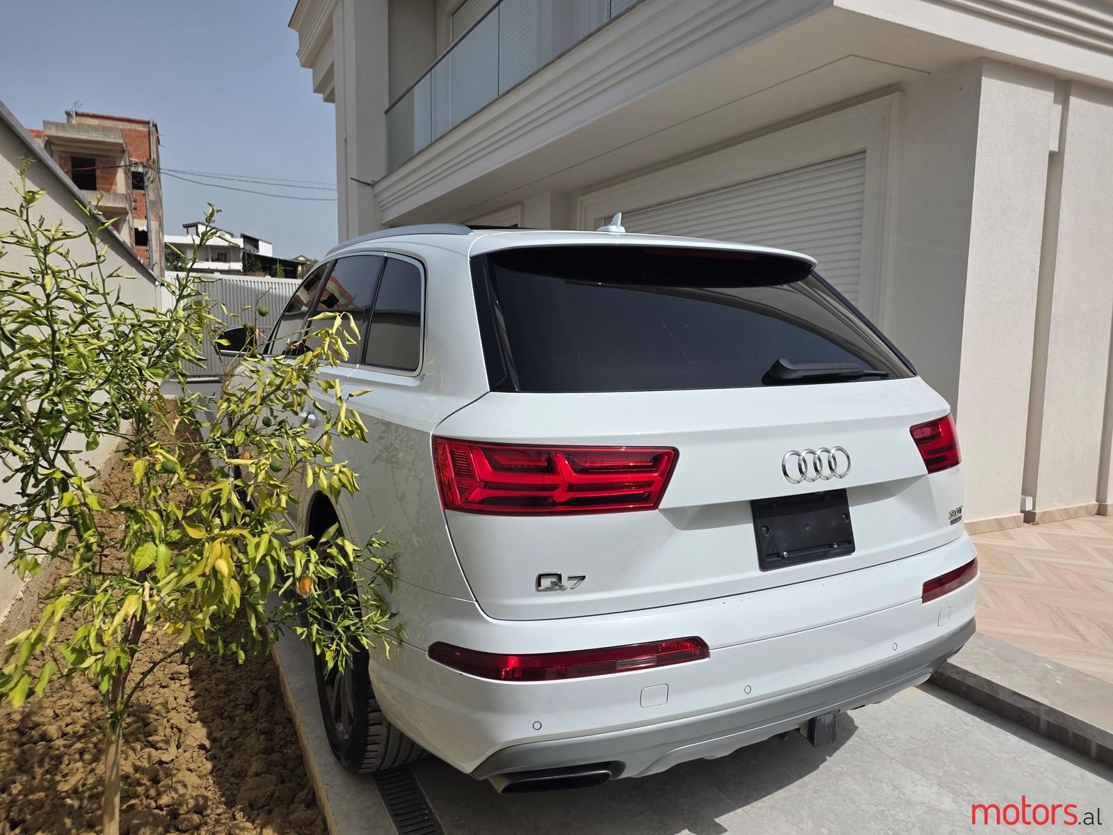 2017' Audi Q7 photo #3