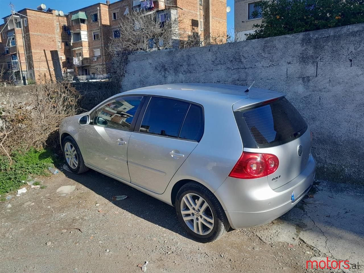 2008' Volkswagen Golf photo #2