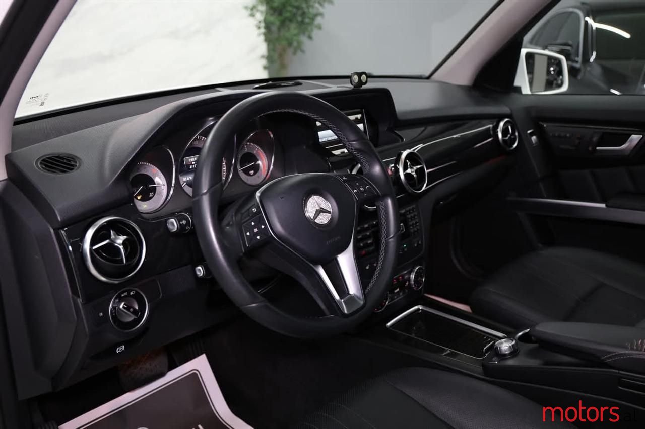 2014' Mercedes-Benz GLK 220 photo #5