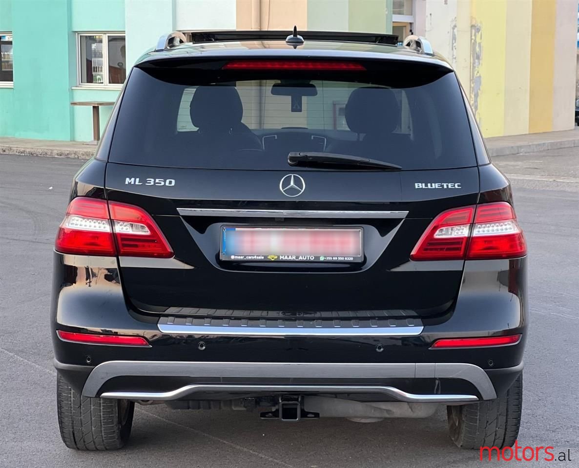 2013' Mercedes-Benz C 350 photo #4