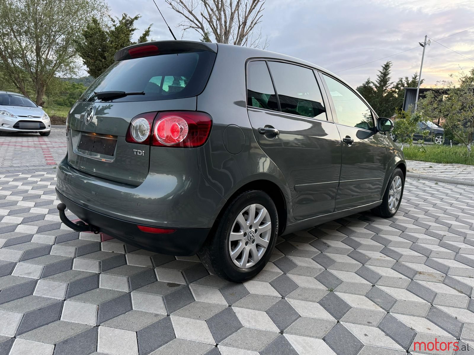 2005' Volkswagen Golf Plus photo #6