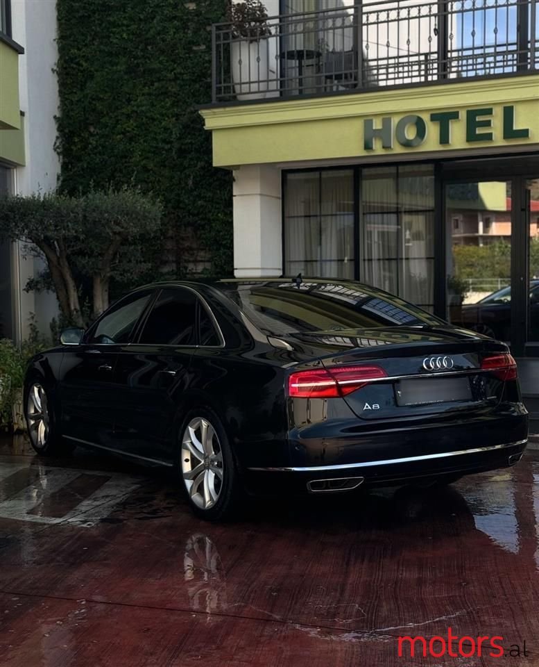 2014' Audi A8 photo #4