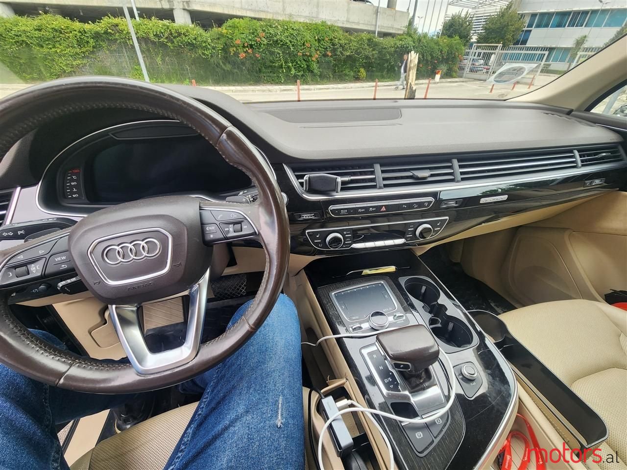 2016' Audi Q7 photo #6