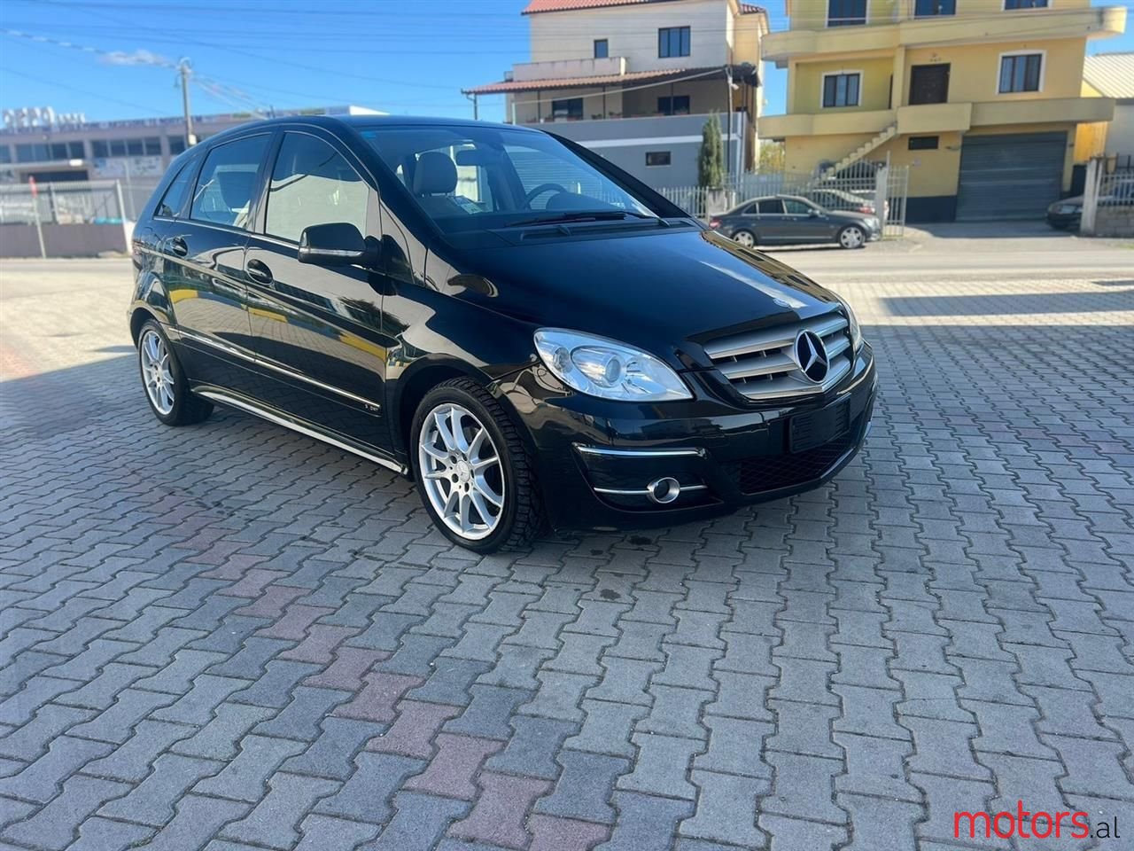 2008' Mercedes-Benz B 180 photo #1