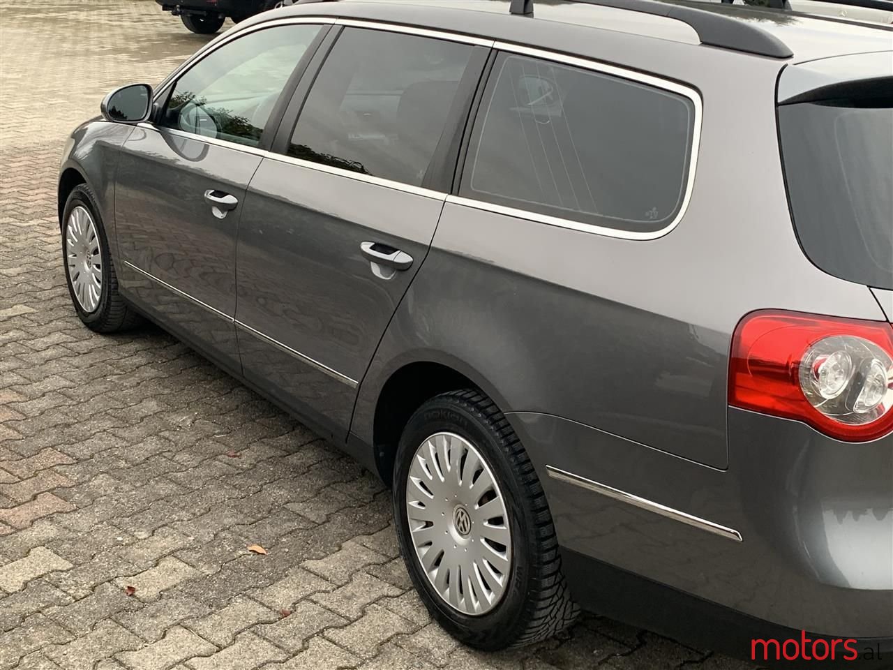 2006' Volkswagen Passat photo #4