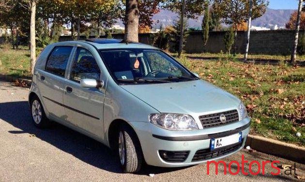2004' Fiat Punto photo #1