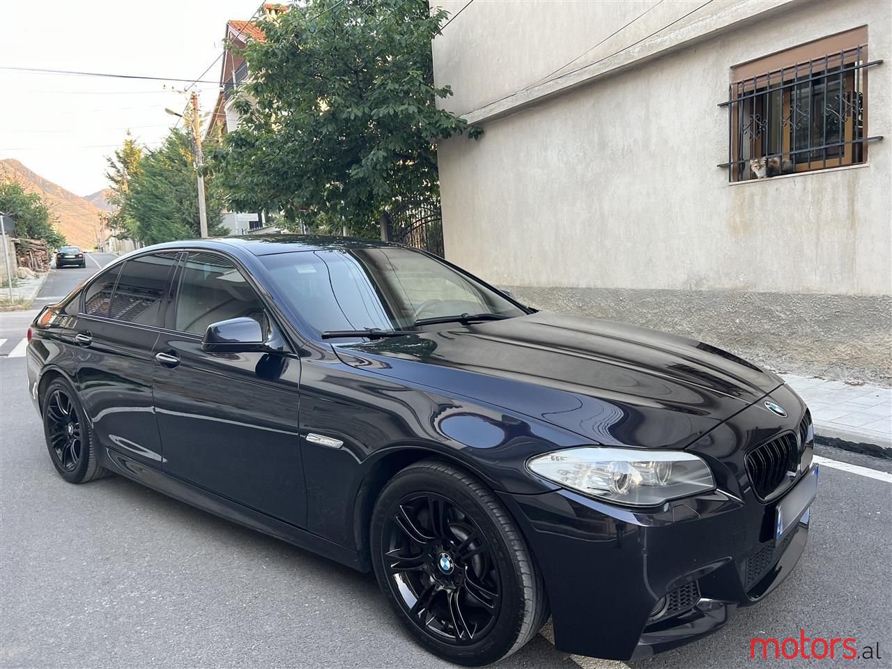 2012' BMW 528 photo #4