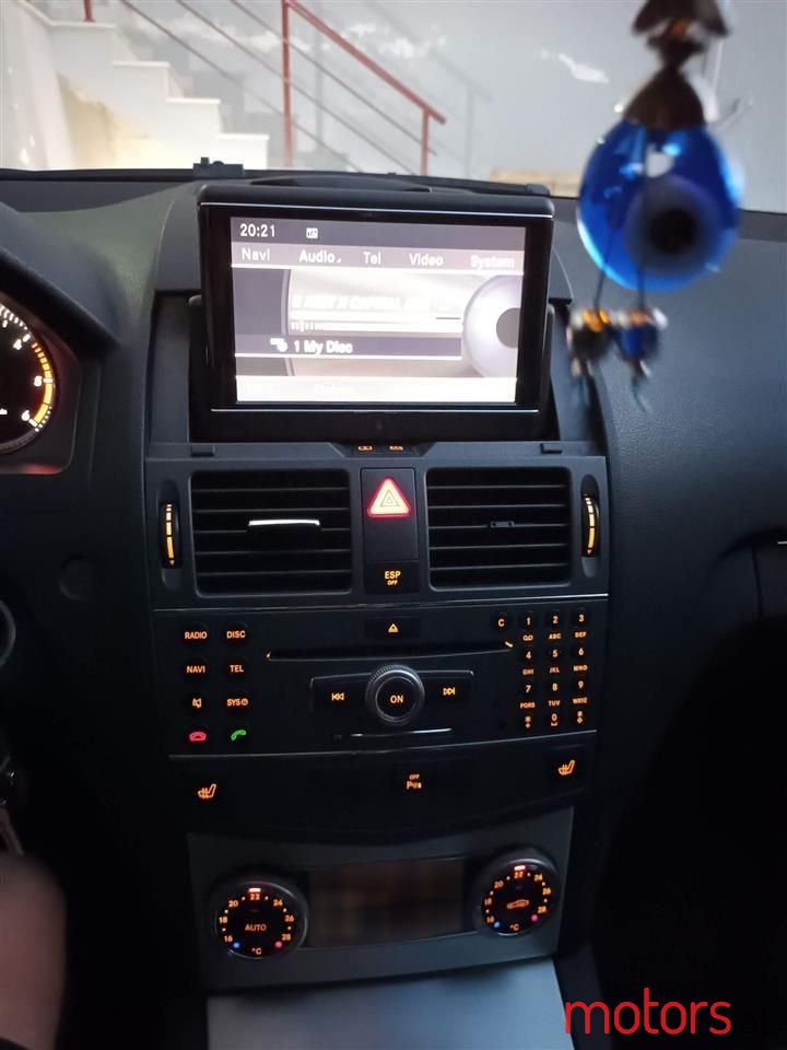 2009' Mercedes-Benz C 220 photo #6