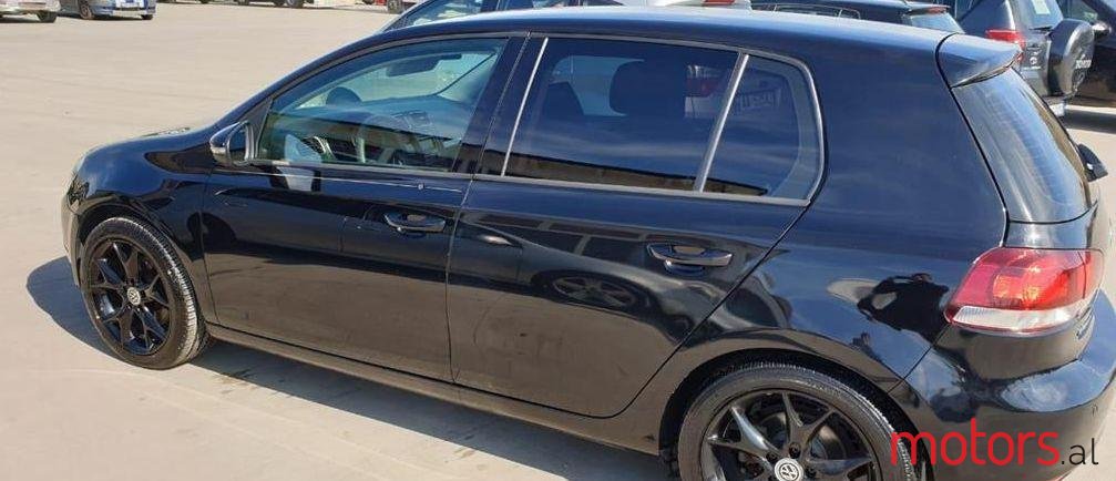 2014' Volkswagen Golf photo #1