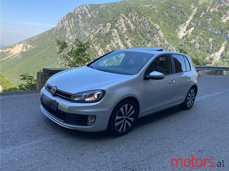 2012' Volkswagen Golf photo #2