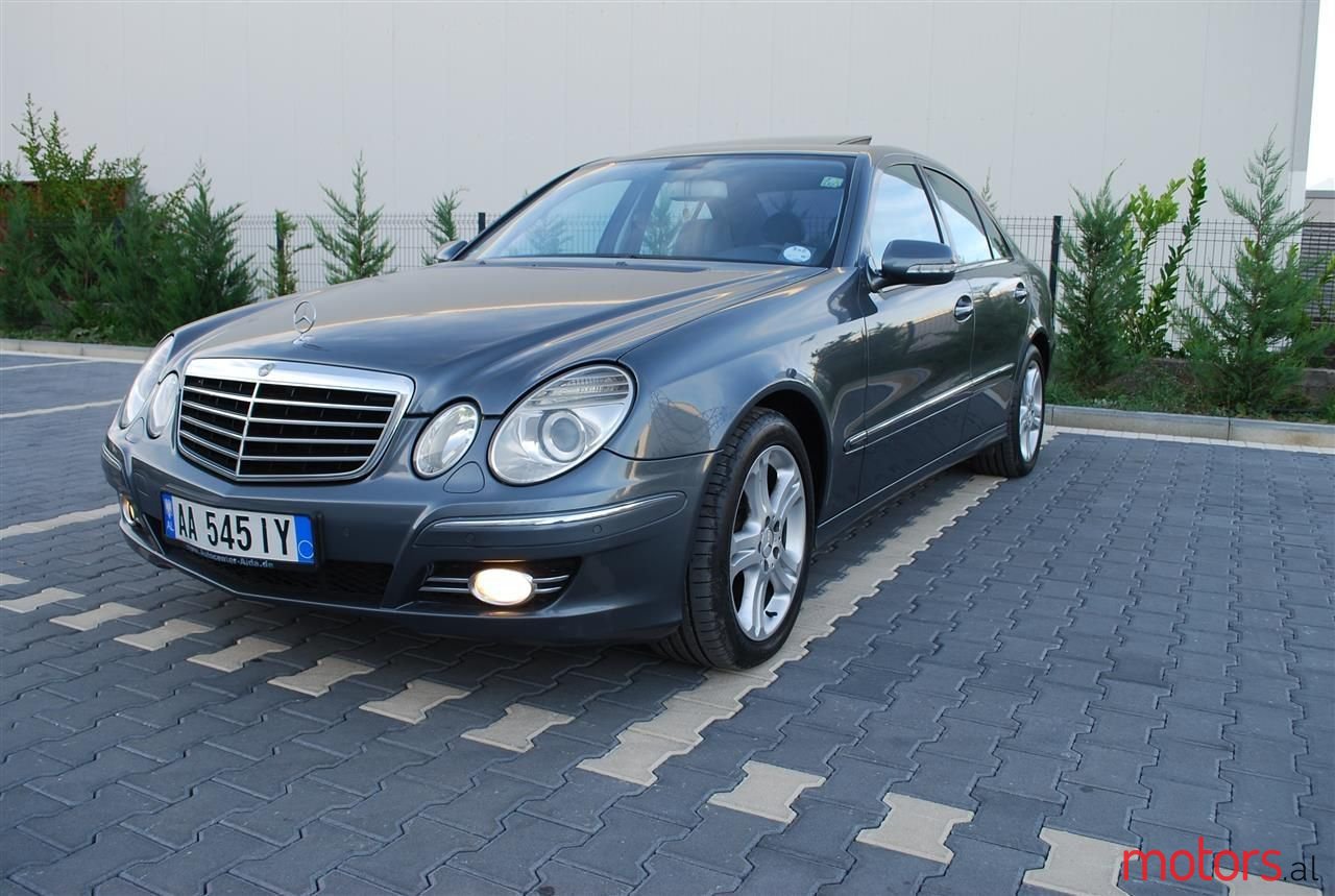 2008' Mercedes-Benz E 320 photo #4