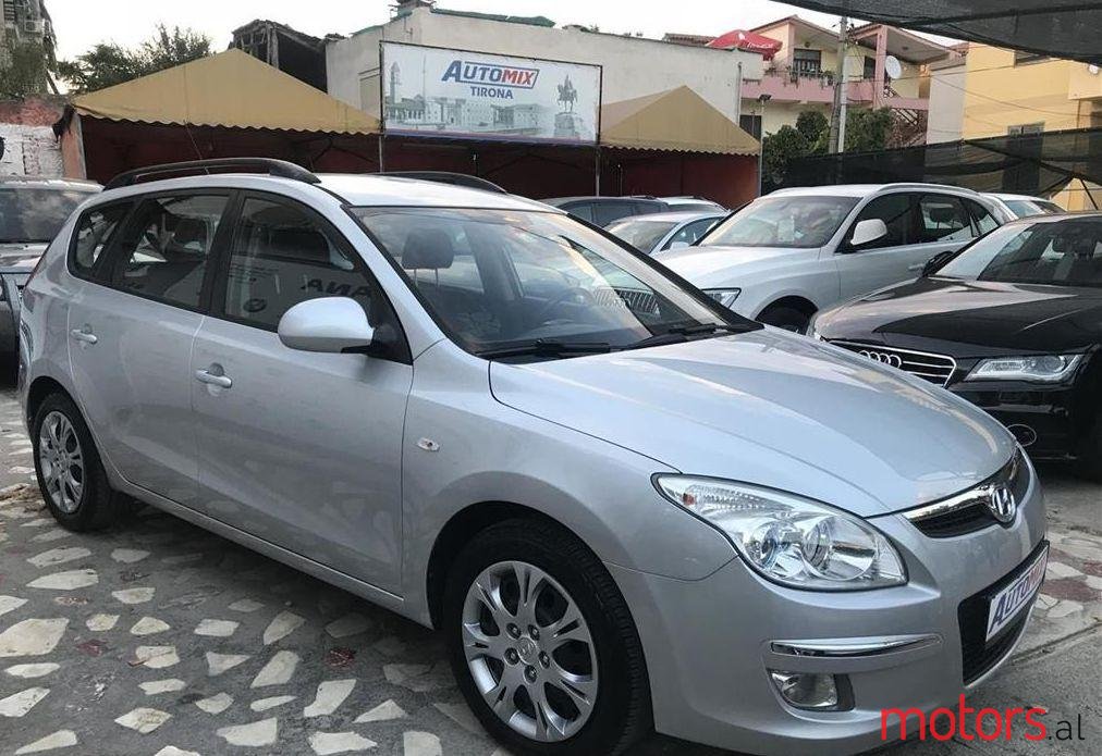 2010' Hyundai I30 photo #1