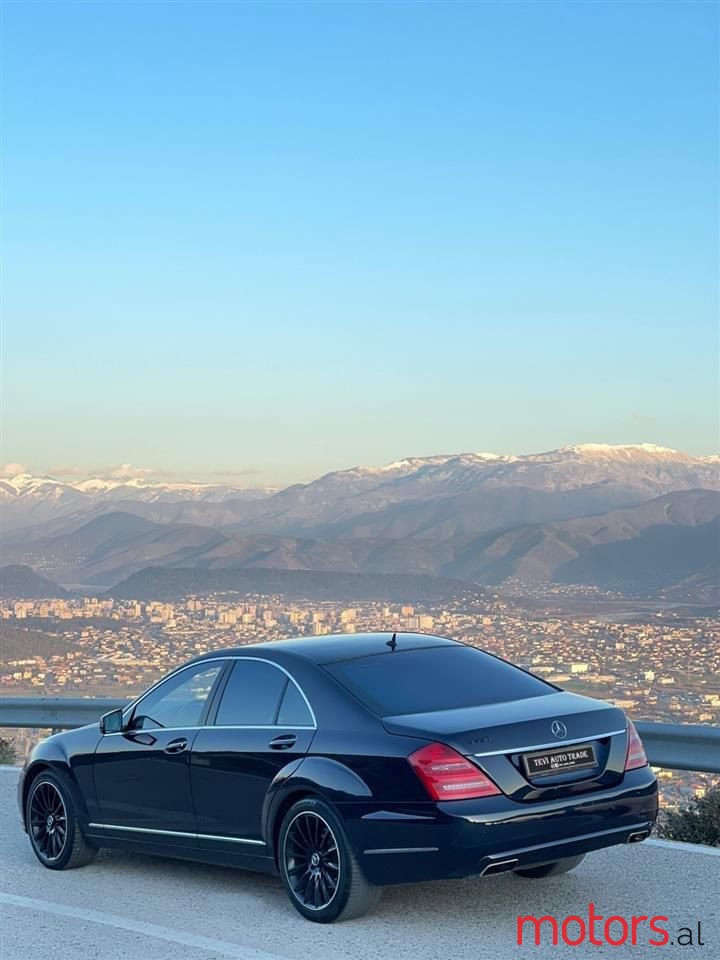 2008' Mercedes-Benz S 450 photo #3