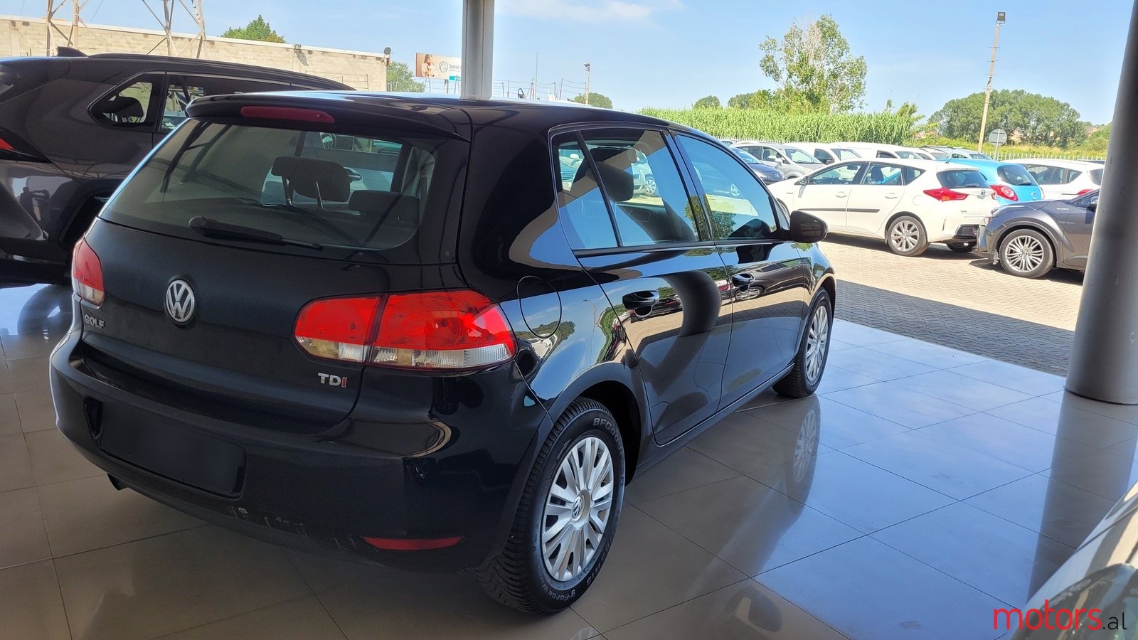 2012' Volkswagen Golf photo #6