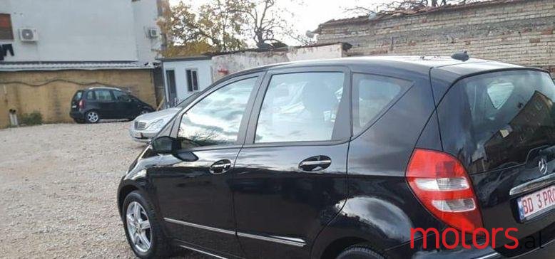 2008' Mercedes-Benz A 180 photo #2