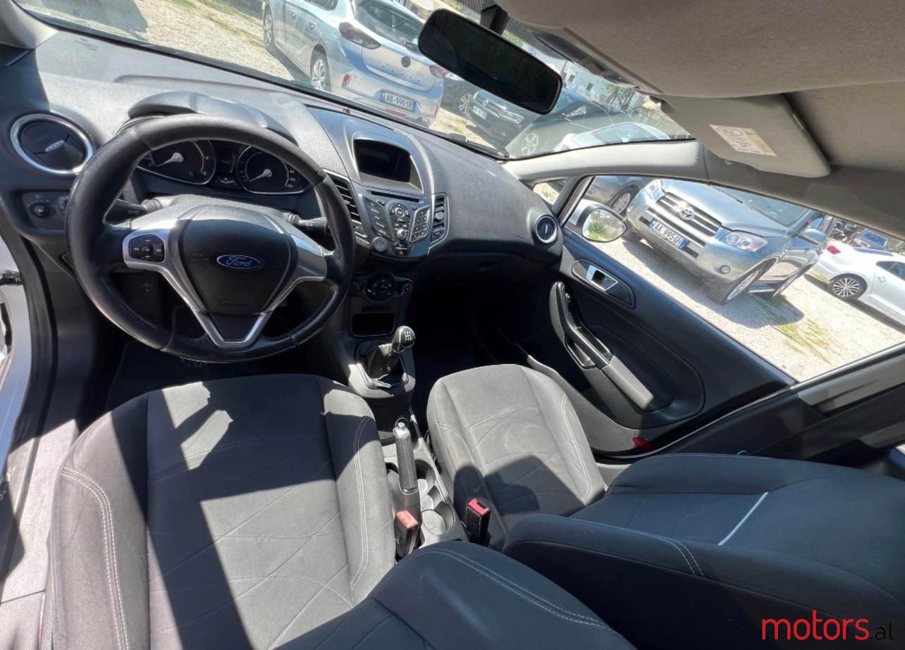 2017' Ford Fiesta photo #6