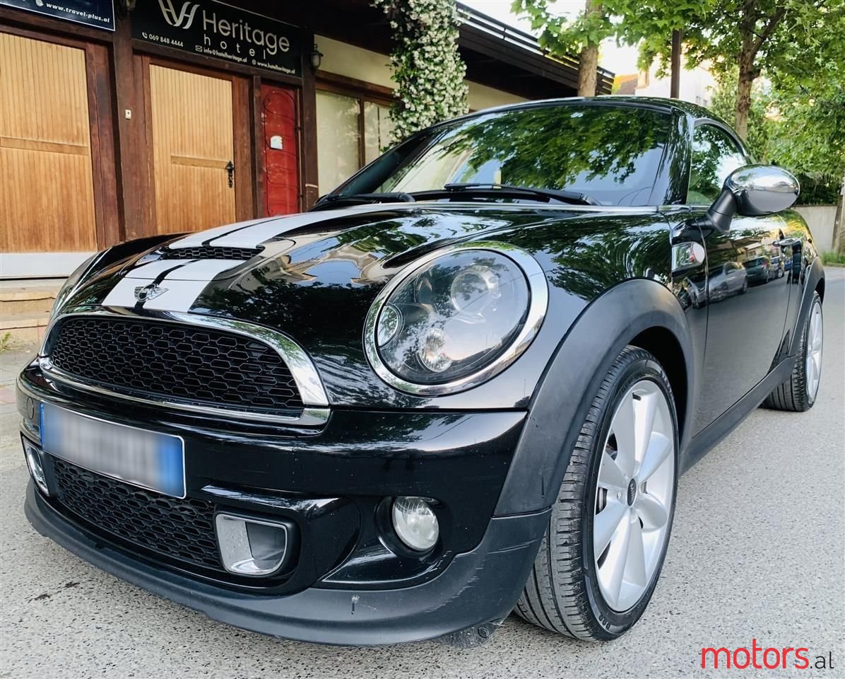 2015' MINI Cooper Sd photo #4