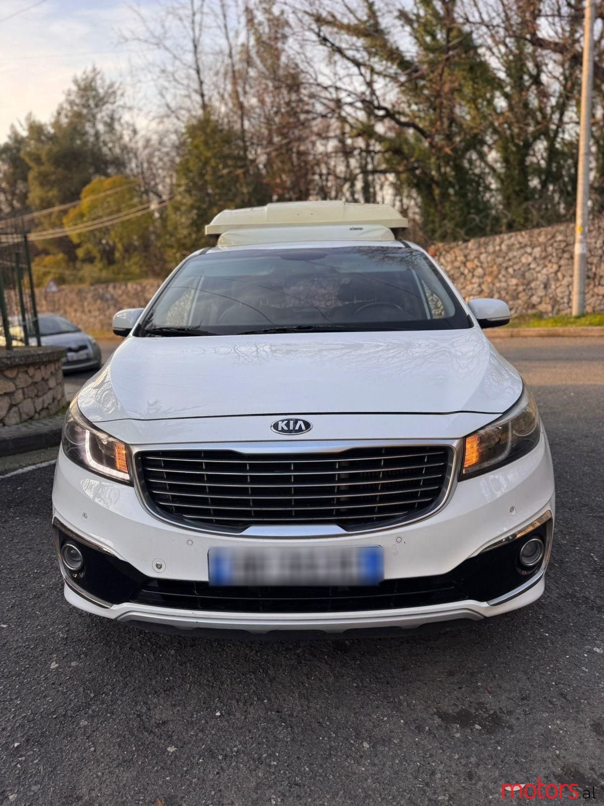 2015' Kia Carnival photo #5