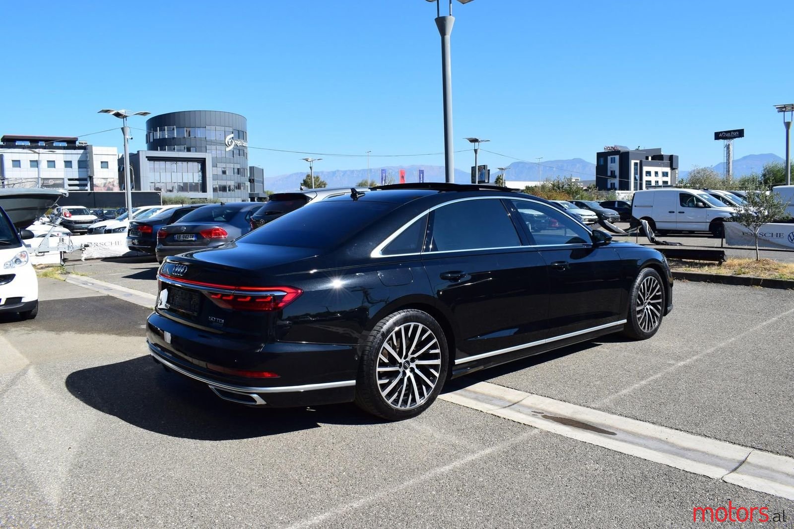 2020' Audi A8 photo #4
