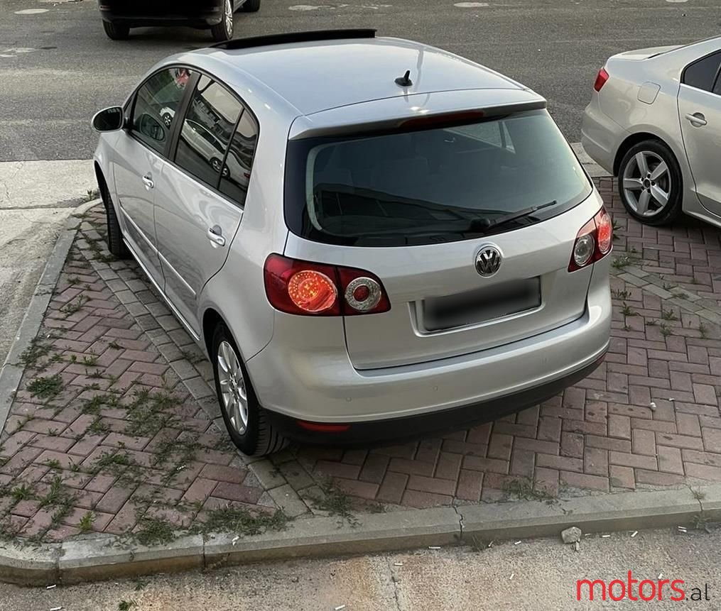 2007' Volkswagen Golf Plus photo #2