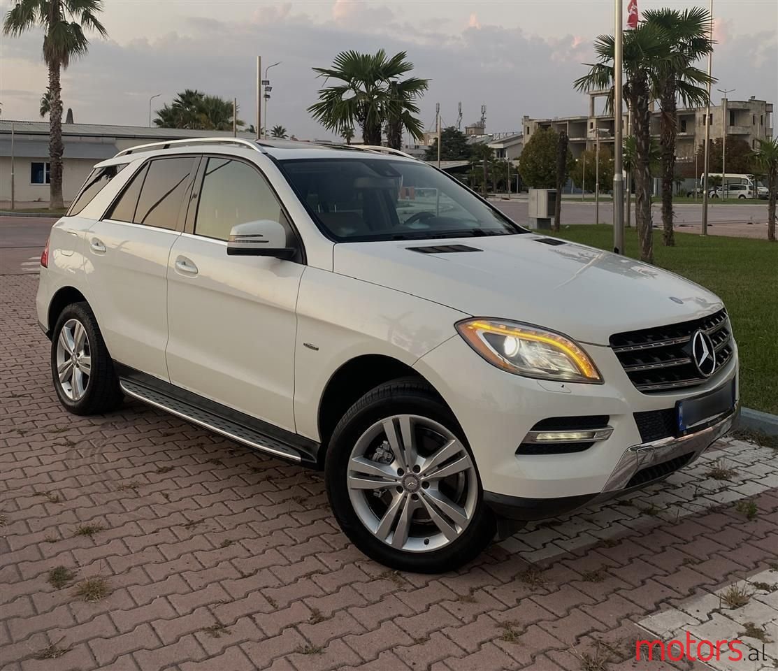 2012' Mercedes-Benz ML 350 photo #4