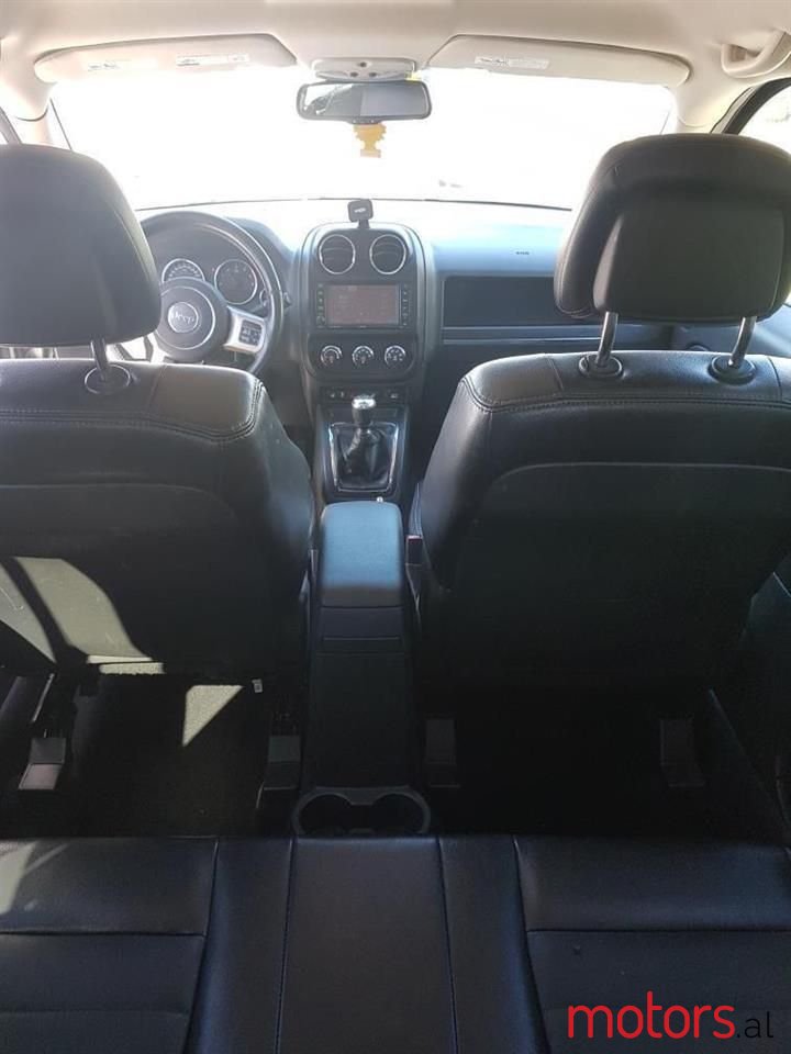 2011' Jeep Compass photo #6