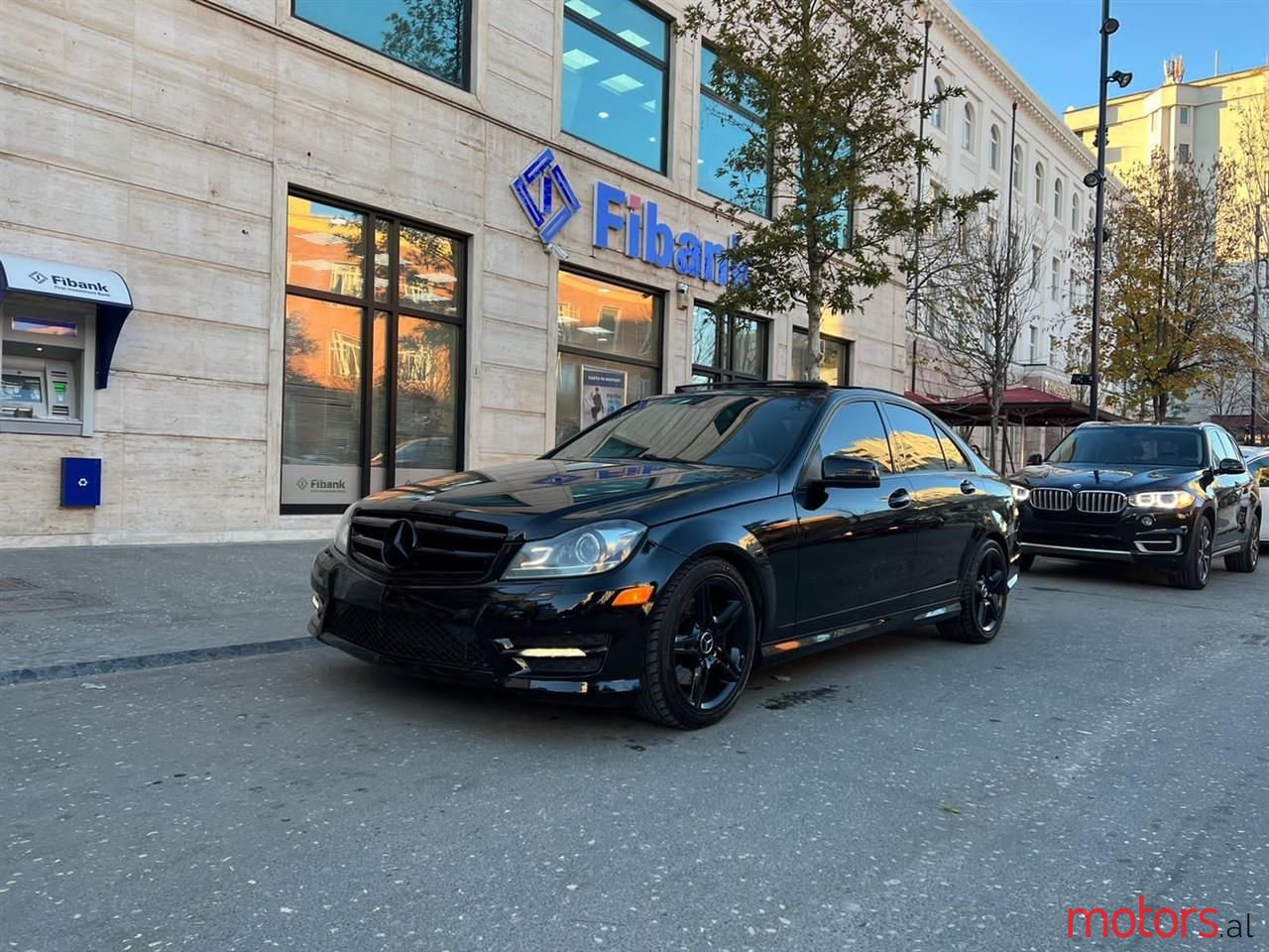 2012' Mercedes-Benz C 300 photo #1
