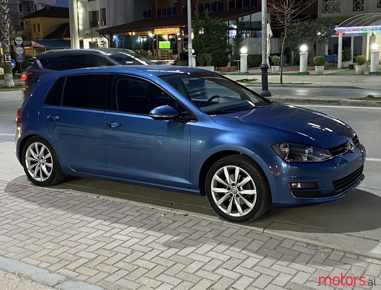 2014' Volkswagen Golf photo #1
