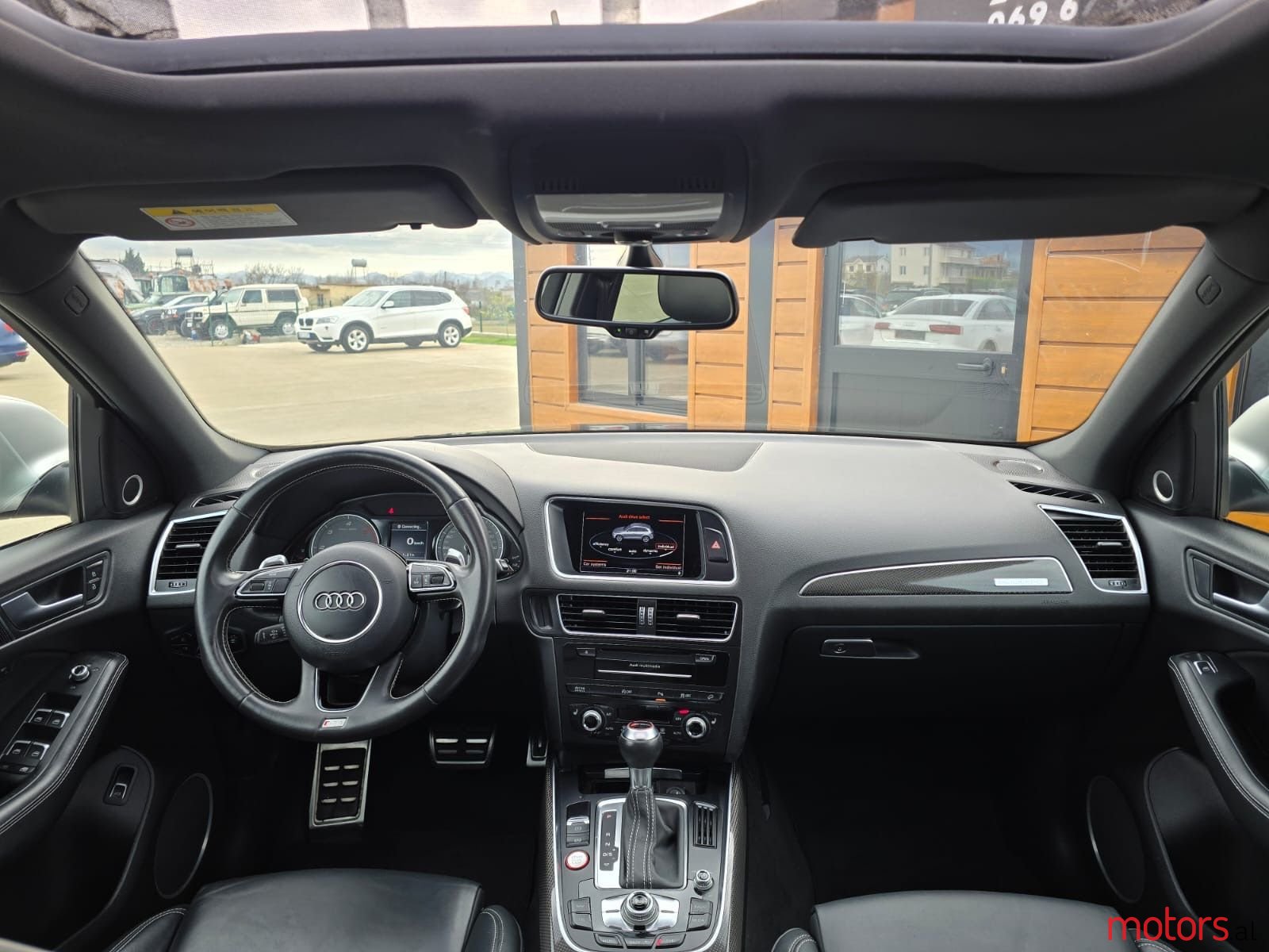 2014' Audi SQ5 photo #6