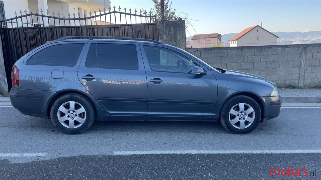 2006' Skoda Octavia photo #4