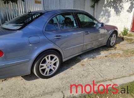 2003' Mercedes-Benz 220 photo #3