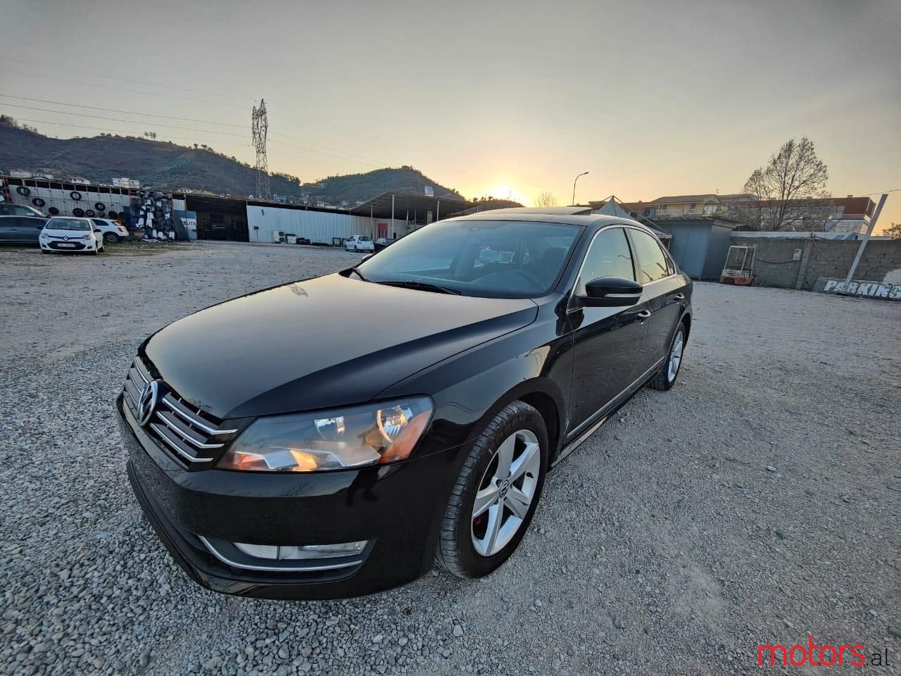2013' Volkswagen Passat photo #1