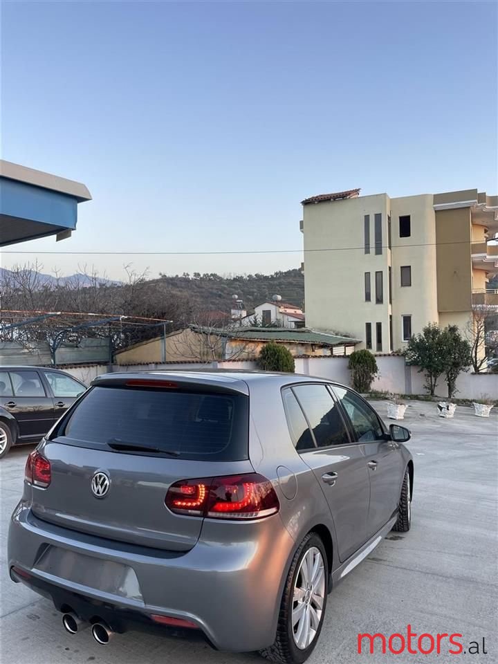 2012' Volkswagen Golf photo #4