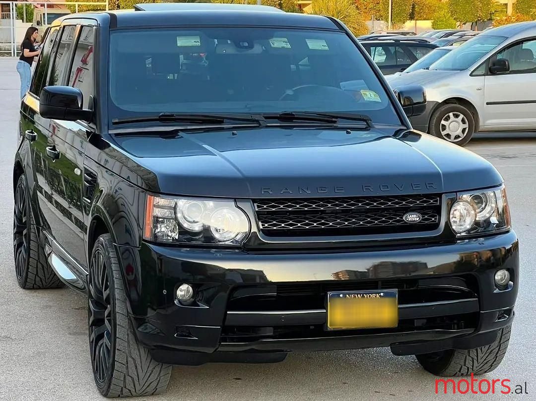 2013' Land Rover Range Rover Sport photo #2