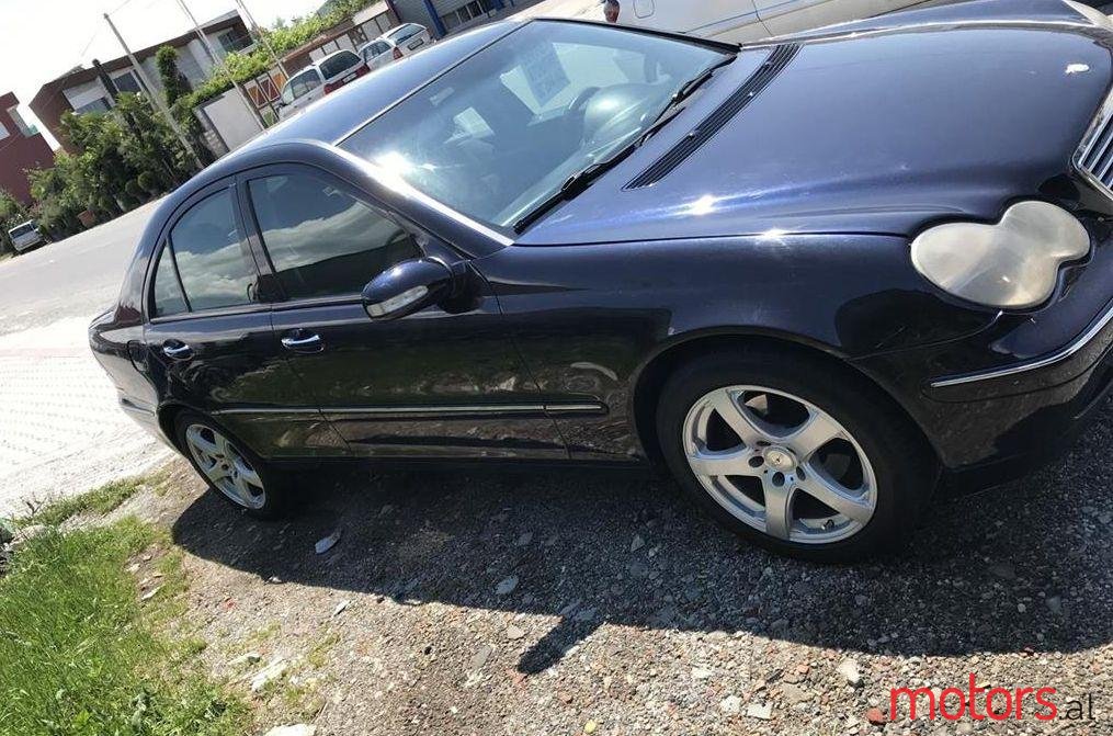 2001' Mercedes-Benz C 220 photo #1