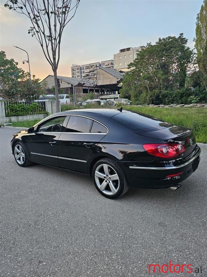 2010' Volkswagen photo #2