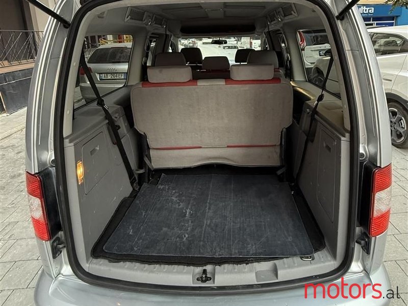 2008' Volkswagen Caddy photo #5